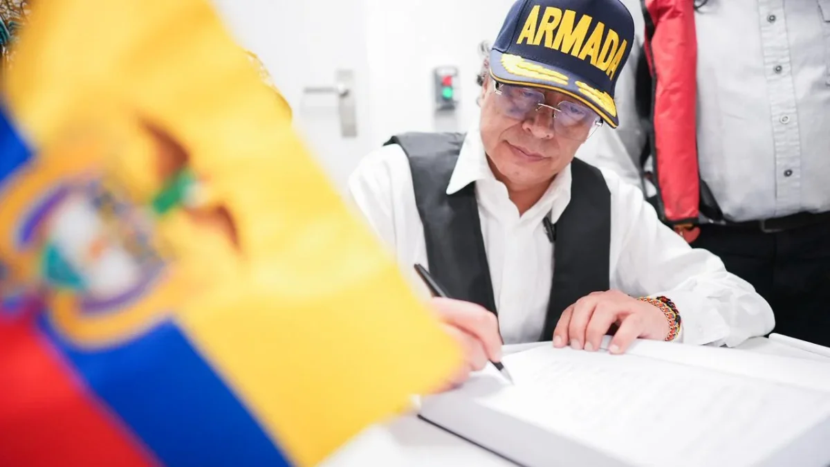 Gustavo Petro, presidente de Colombia, presentará una demanda penal contra Daniel Noboa