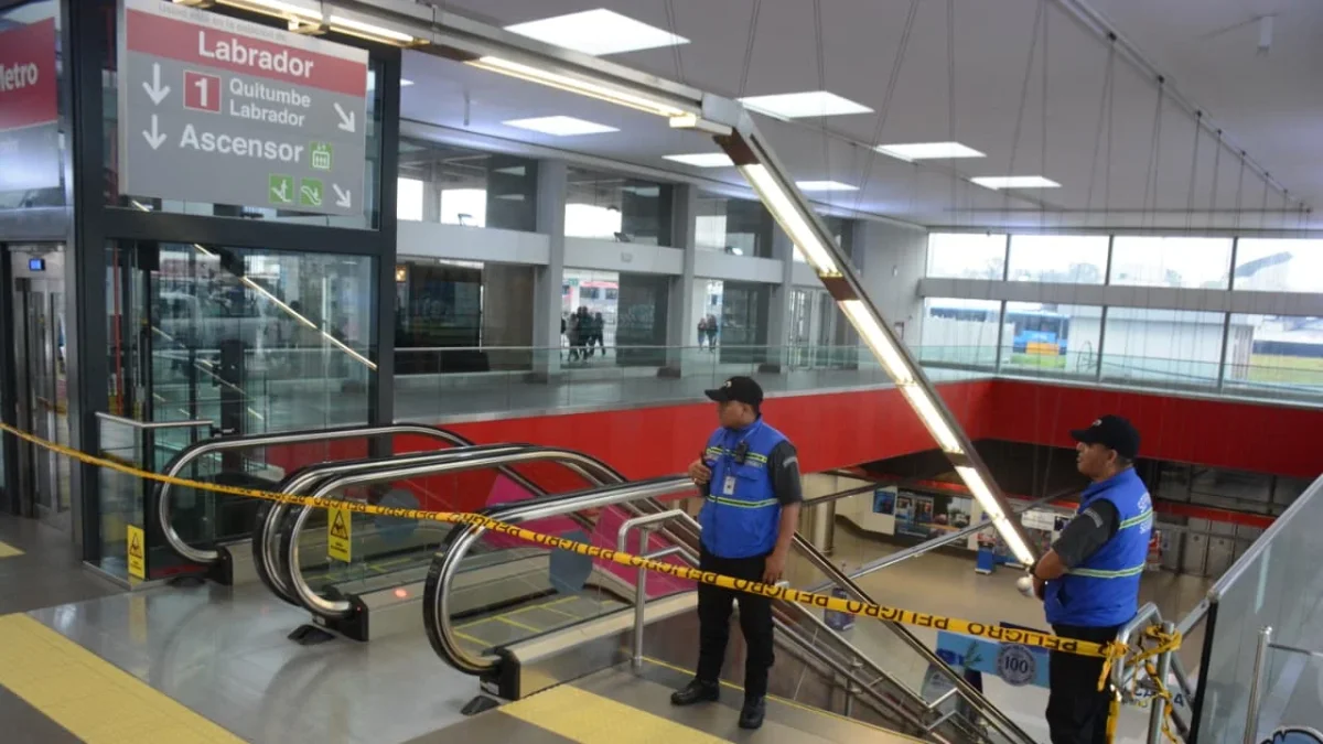 Las 15 estaciones del Metro de Quito permanecieron cerradas este 20 de abril de 2026.