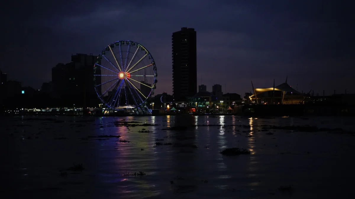 El toque de queda también regirá en Guayaquil dentro del horario nocturno establecido.