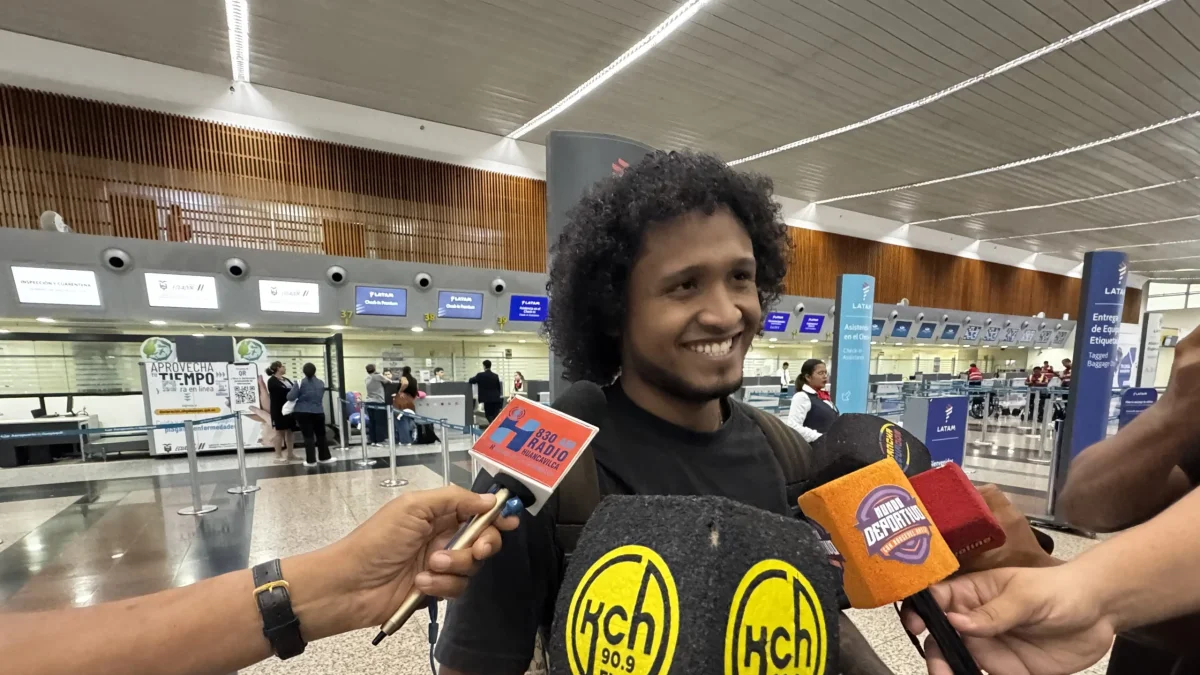 Christian Alemán, volante ecuatoriano que llegaría a Emelec.