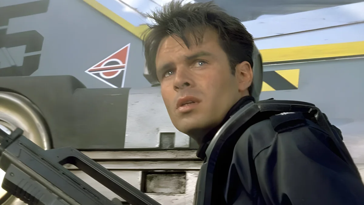 El actor estadounidense Patrick Muldoon murió a los 57 años por un infarto.