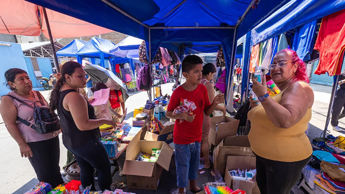 Los corredores escolares también han sido opciones para los padres de familia.