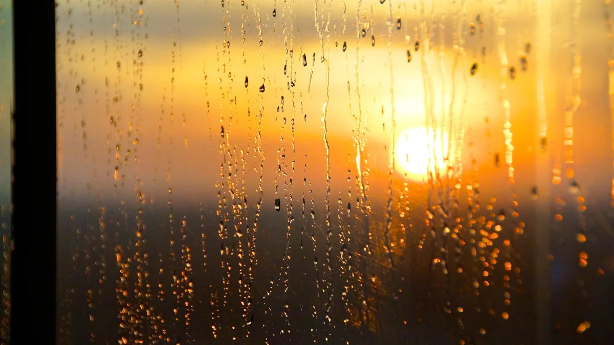 Referencial. El calor intenso se combina con descargas eléctricas este 21 de abril.