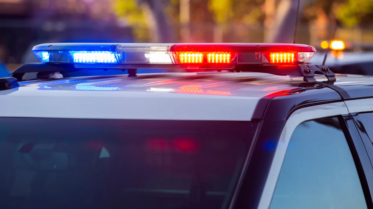 Policías y militares controlarán el cumplimiento del toque de queda en Ecuador.