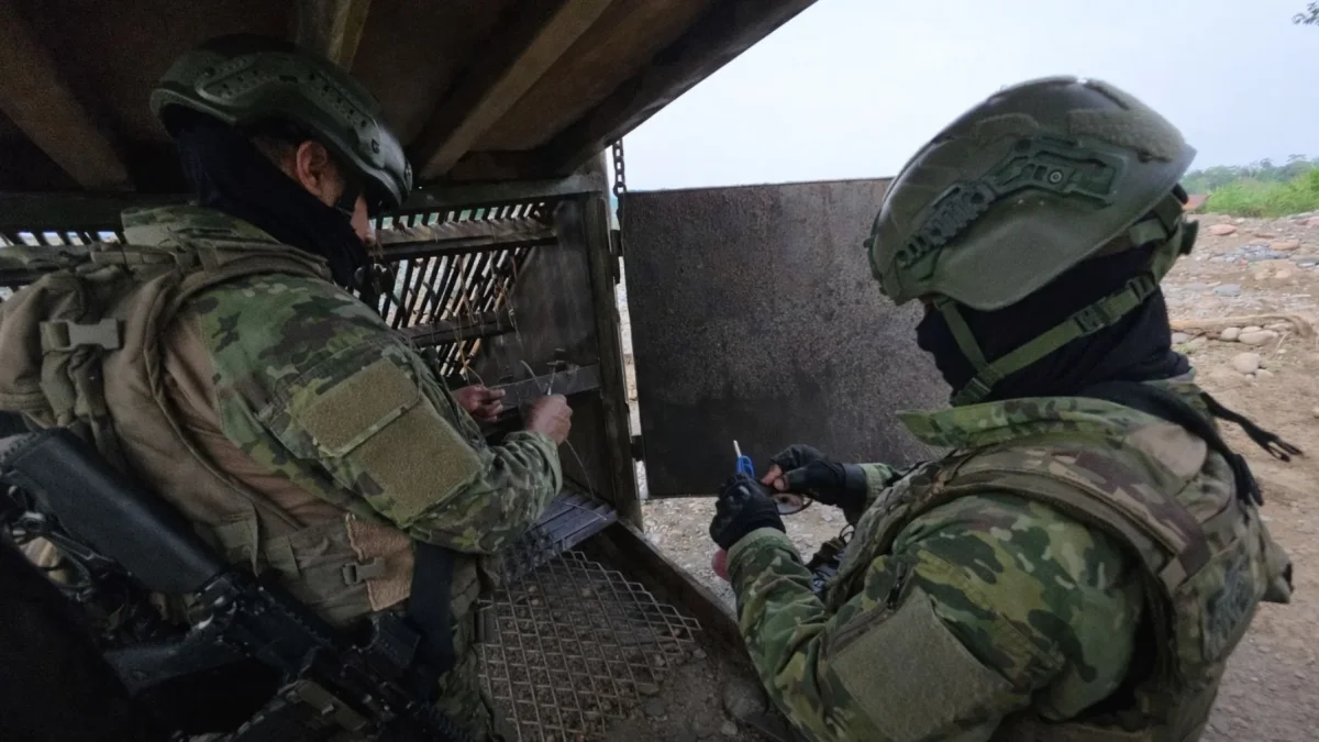 Expertos dicen que el crimen se desplaza tras la medida en Ecuador; no cae por falta de control territorial.