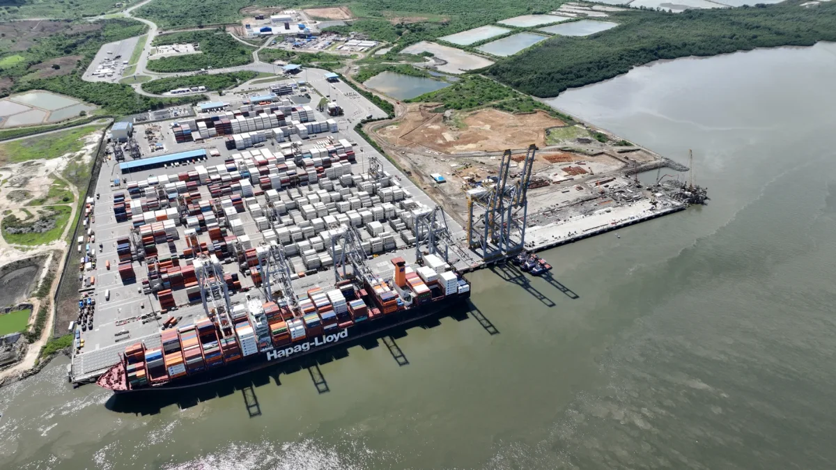 El Puerto de Posorja, con esta expansión, logrará mover 1,4 millones de TEUS.