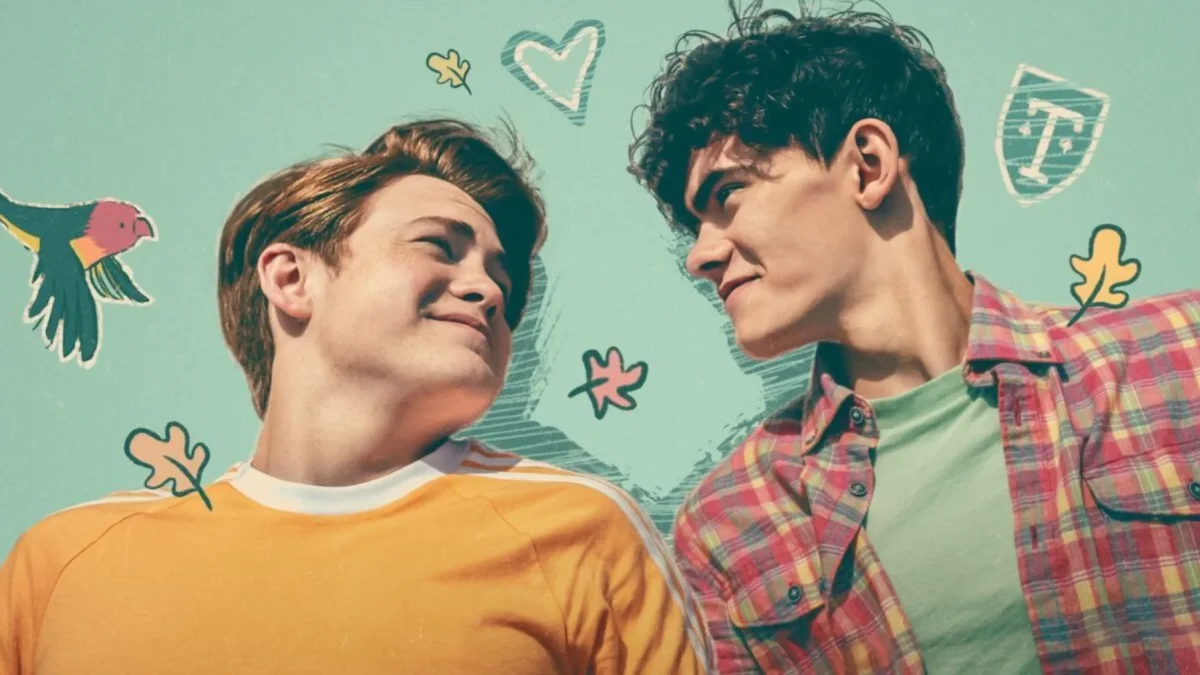 A diferencia de otras historias juveniles, Heartstopper fue concebida desde el inicio como un relato centrado en el amor queer sin recurrir al drama extremo o la tragedia.