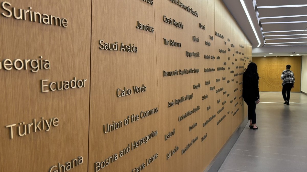 El actual riesgo país de Ecuador refleja una mejora en la percepción de los mercados internacionales