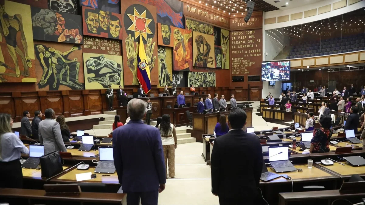 El Pleno de la Asamblea Nacional de Ecuador aprobó con 79 votos el informes sobre la gestión del tránsito.