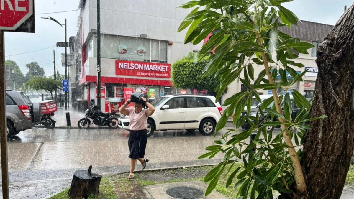 Fuerte lluvia cae en Entre Ríos este jueves 23 de abril