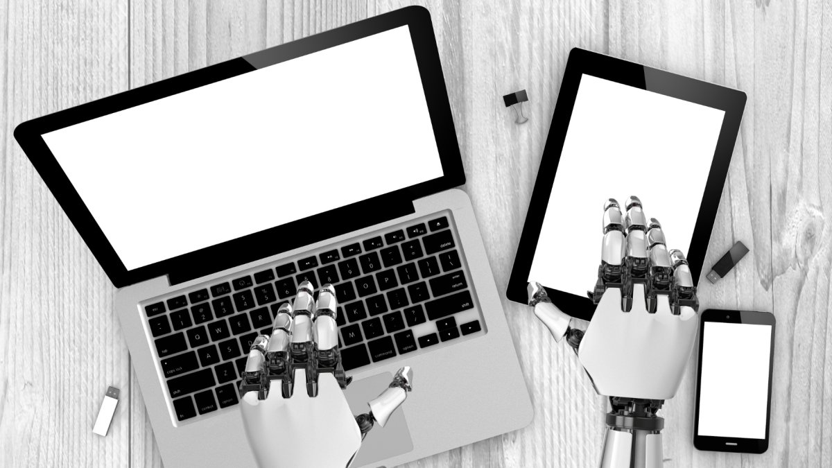 Referencial. Un estudio de Microsoft advierte: asistencia, escritura y enseñanza, las más vulnerables a la IA.