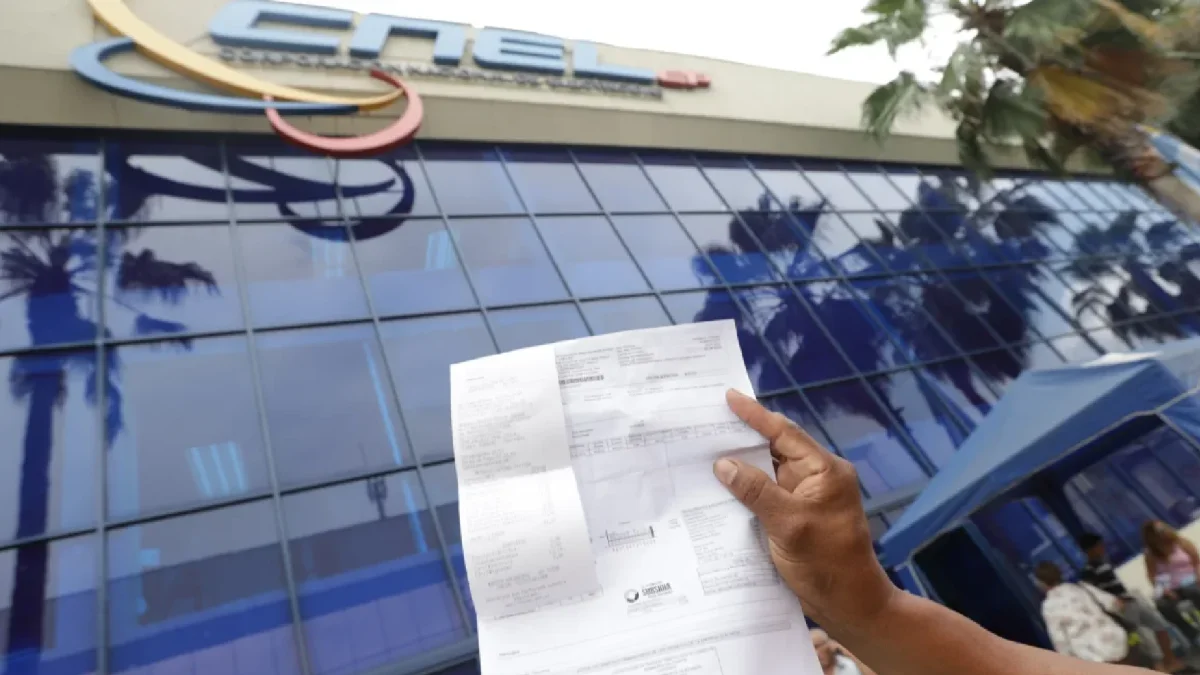 Los cortes de luz en Ecuador se repiten en 2026 pese a las promesas del Gobierno: hogares y negocios vuelven a enfrentar apagones de hasta 15 horas