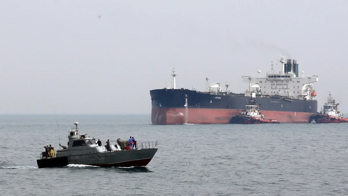 El estrecho de Ormuz es un termómetro del poder global. Cuando funciona, el mundo fluye. Cuando se bloquea, se revelan las dependencias.