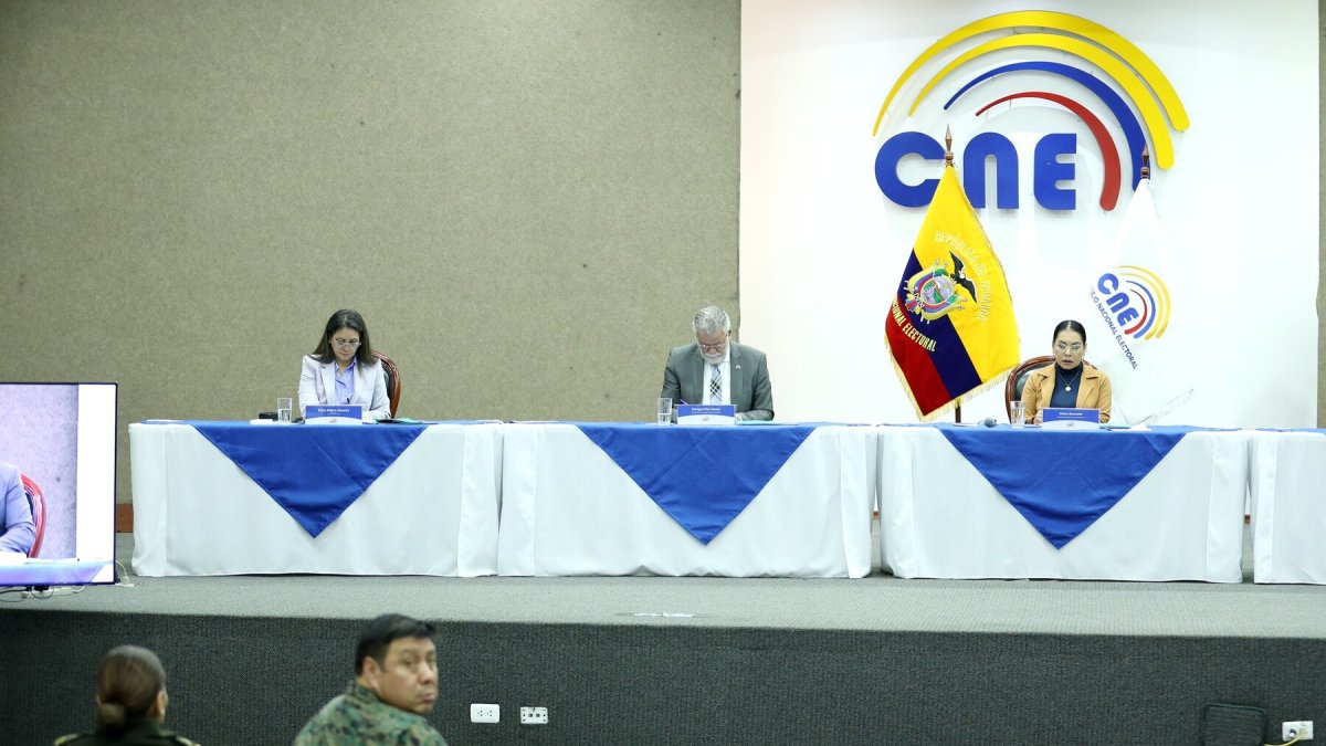 El Pleno del Consejo Nacional Electoral conoció el informe sobre las firmas de respaldo a la ley del uso del cannabis en Ecuador.