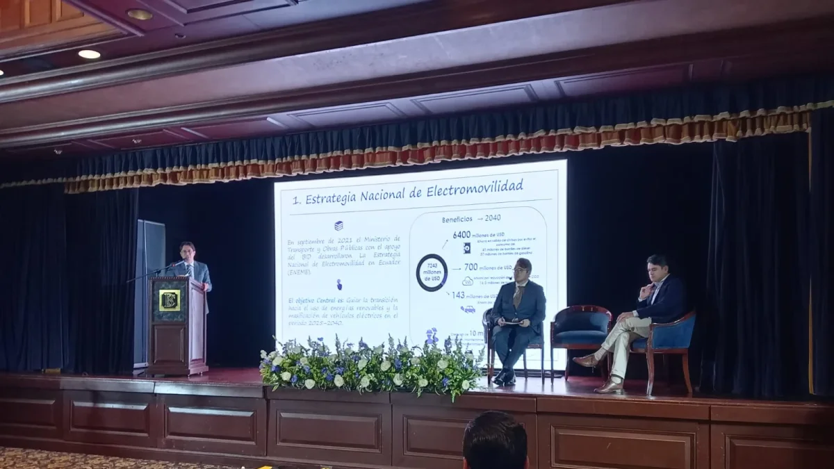 En la Jornada de Electromovilidad se presentó el produco financiero Maviliza-TE.