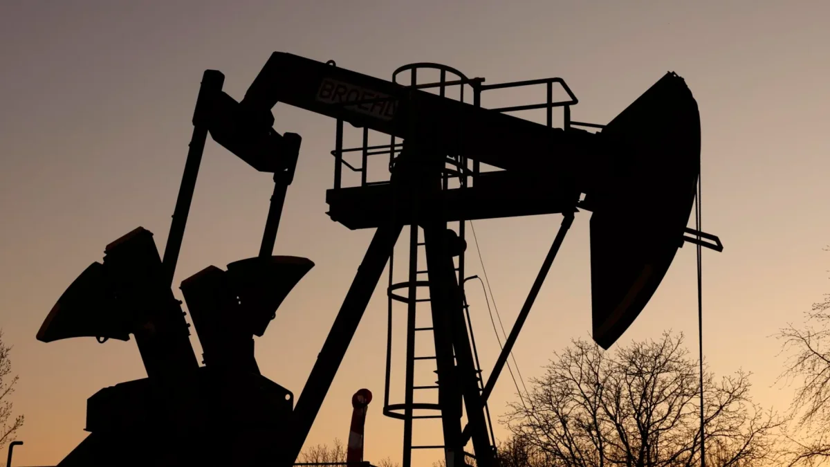 Fotografía de archivo de una bomba de petróleo en Alemania.