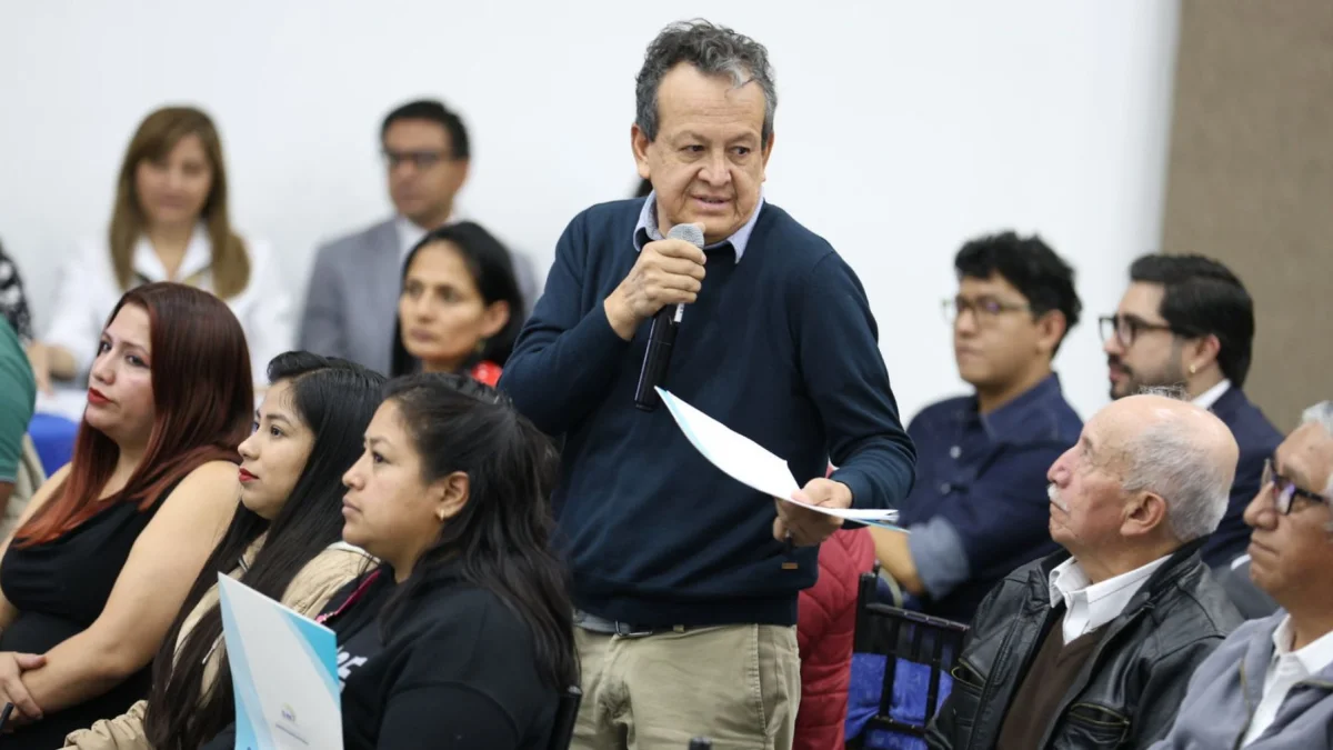Gustavo Vallejo, dirigente del Partido Socialista Ecuatoriano (PSE), alerta de un plan para asfixiar la democracia y el sistema de partidos en Ecuador.