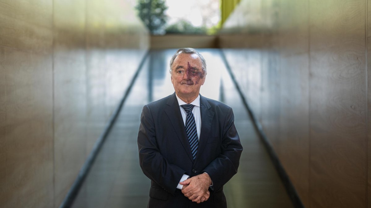 Mariano Barbacid, referente en investigación oncológica, enfrenta cuestionamientos judiciales y éticos sobre sus estudios de cáncer de páncreas.