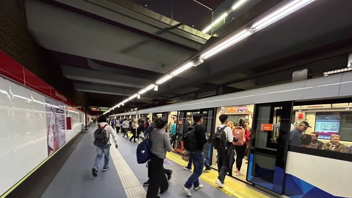 El metro de Quito pide sustento técnico por eventual falla alertada por la CAF
