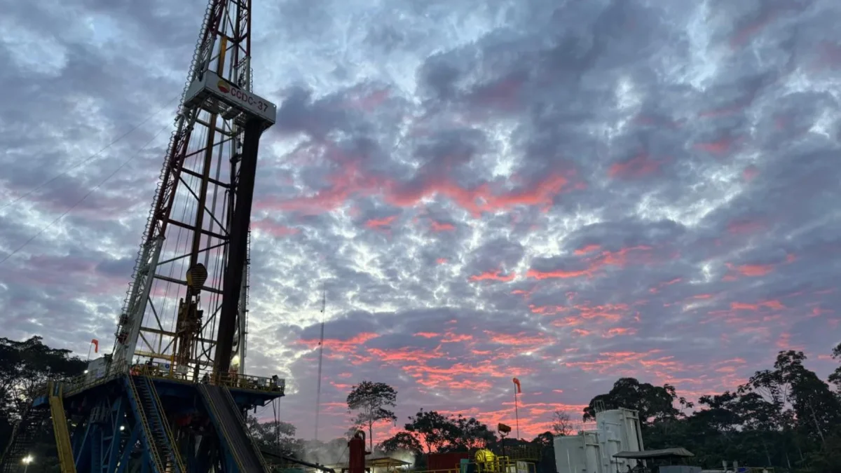Ecuador descubre nuevo pozo petrolero con fracking en la Amazonía