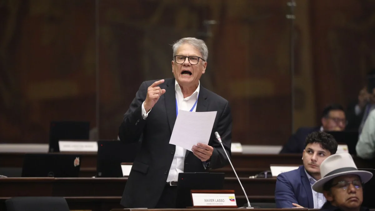 Xavier Lasso es uno de los cuatro asambleístas del correísmo que viajaron a Estados Unidos.