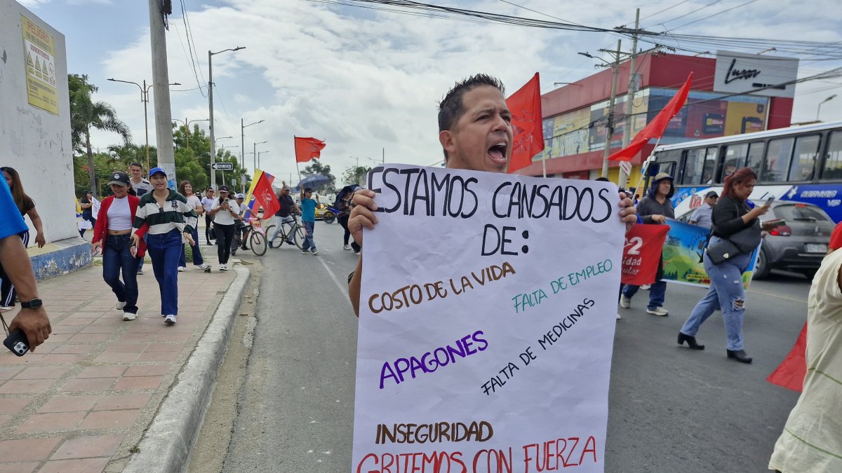 Reclamos por un mejor vivir marcó jornada por el Día del Trabajo en Santa Elena