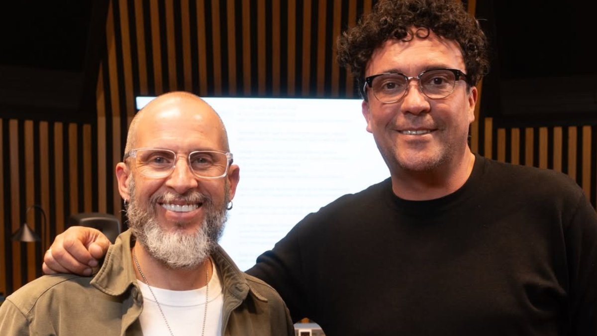 Sergio Sacoto y Andrés Cepeda relanzan ‘Dicen’: la canción ecuatoriana que regresa como bolero