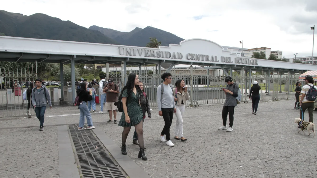 La Universidad Central aseguró que sus horarios no se verán afectados por el toque de queda.