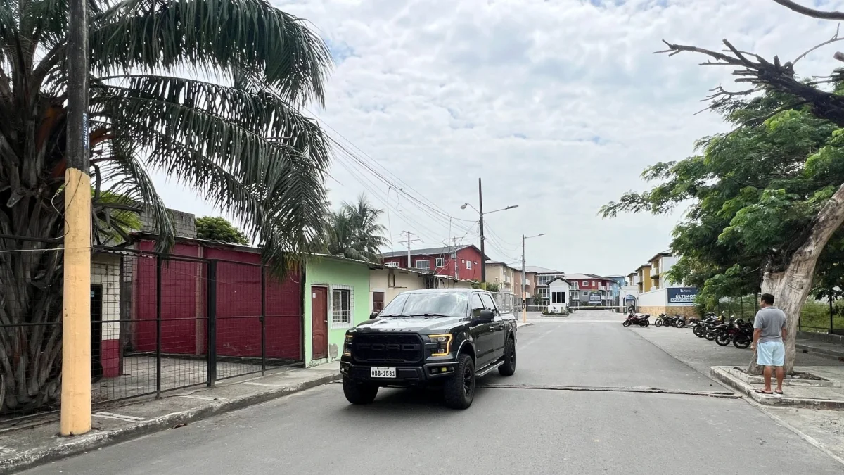 Viviendas. Dentro del recinto Buijo Histórico se ha edificado la urbanización Ribera del Buijo, la cual colinda con las casas del pueblo. Para sus moradores, el ambiente ha cambiado.