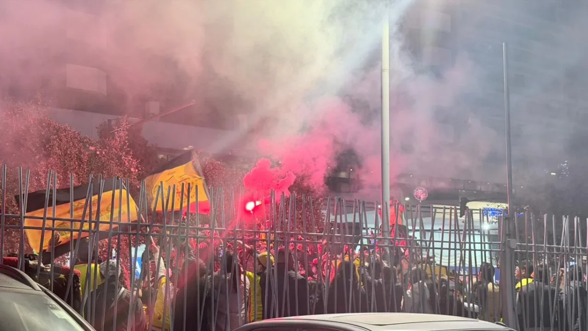 Hinchas protagonizaron disturbios en La Carolina y República del Salvador tras partido en Quito.