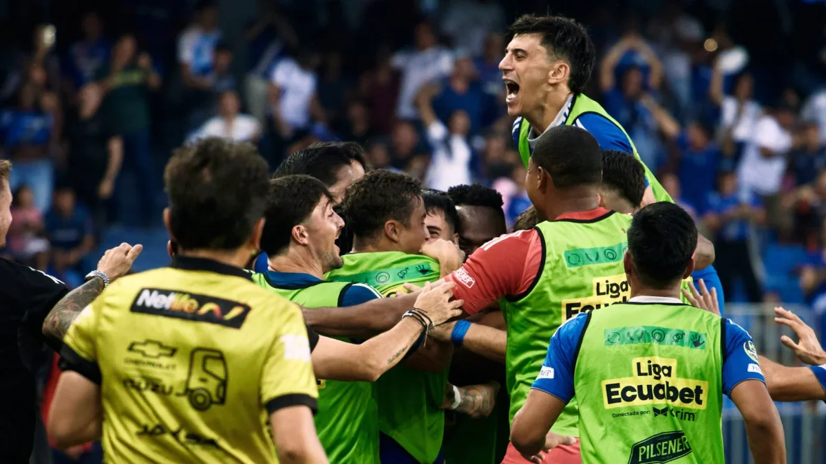 El error de Luis Fragozo empaña la racha de Emelec: Leones FC vence 2-0 en Ibarra — image 1