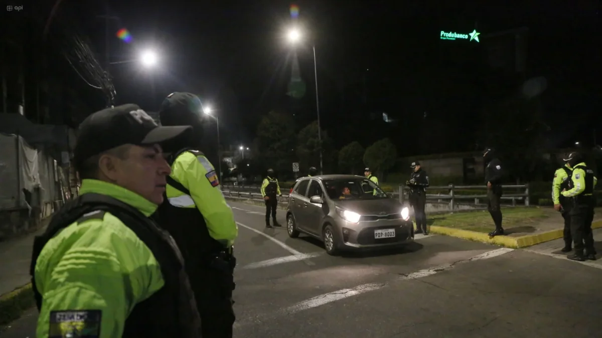 Toque de queda en Quito: 40 perfiles criminales en la mira de la Policía