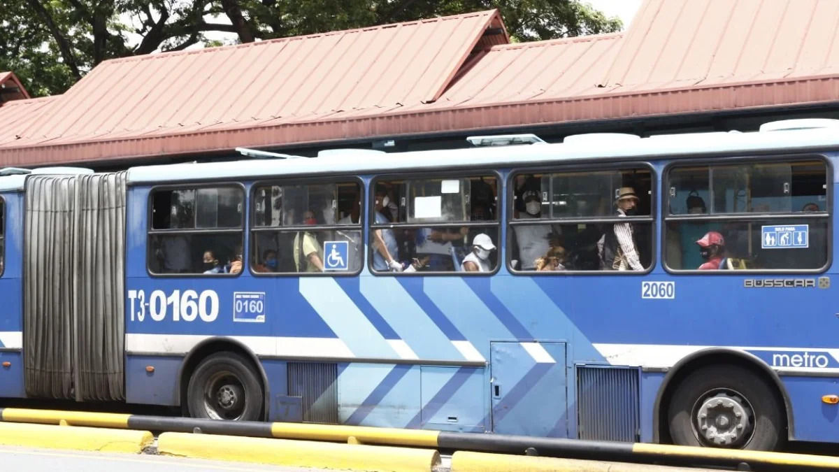 Cambio en la Metrovía: carril en Plaza de Integración será compartido