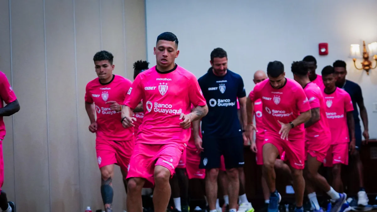 Independiente del Valle busca sellar su pase a octavos ante una Universidad Central al borde del abismo