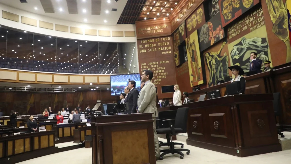 Asamblea analiza feriado nacional el 5 de agosto por independencia de Esmeraldas.