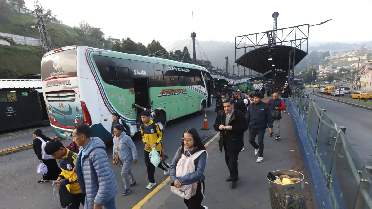La Marín reactivó la conexión centro valles y usuarios normalizaron los viajes.