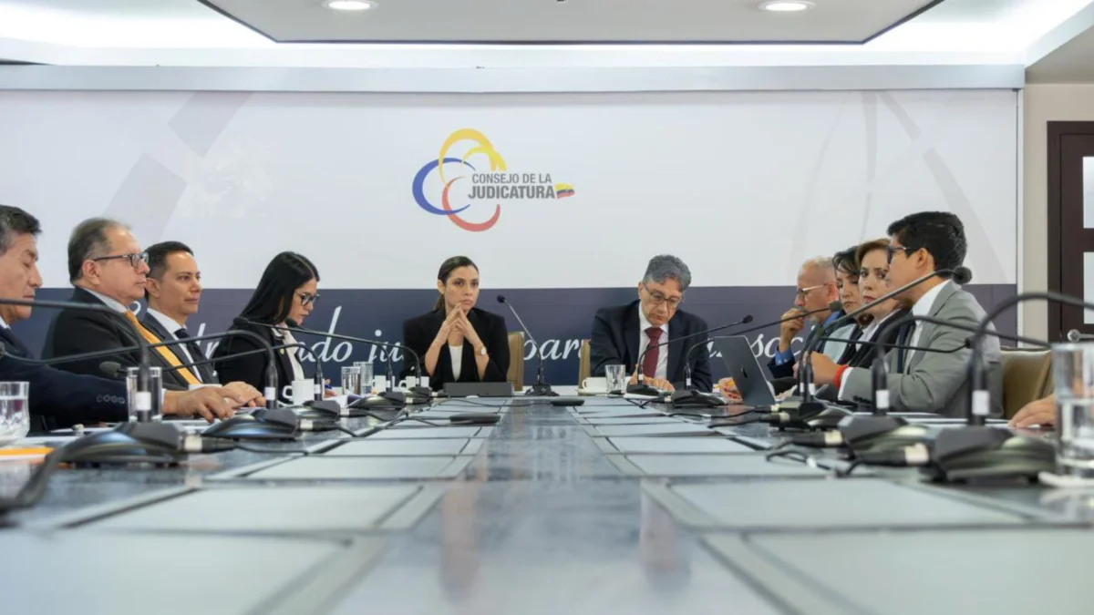 Mercedes Caicedo, presidenta de la Judicatura, y Marco Rodríguez, de la Corte Nacional.