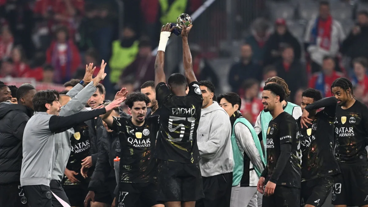 Willian Pacho (51) el mejor de la semifinal entre PSG y Bayern.