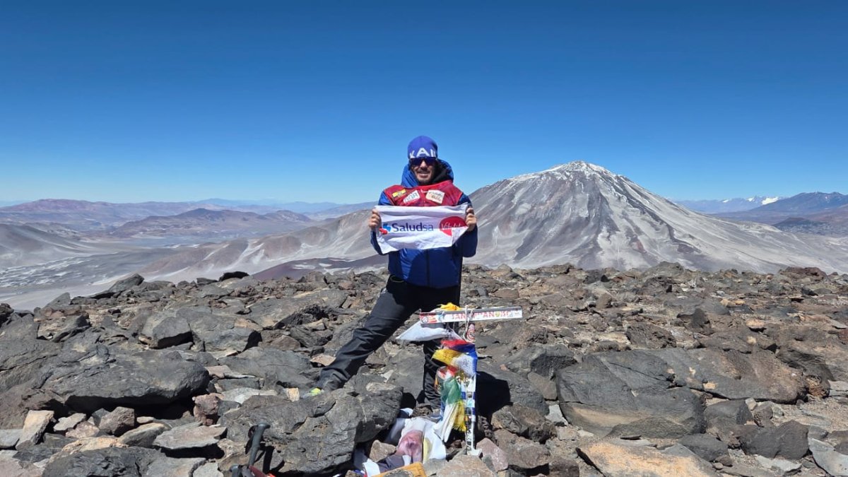 Quintero logra récord personal de coronar 37 cumbres de Sudamérica