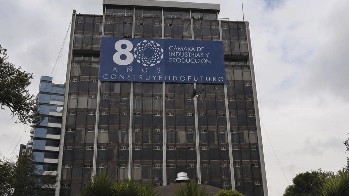 Asobanca y CIP exigen confidencialidad en indagación a Banco Guayaquil