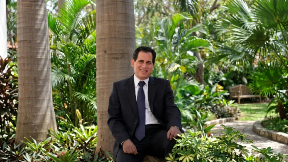 Juan Carlos Blum asume el Ministerio de Ambiente y Energía.