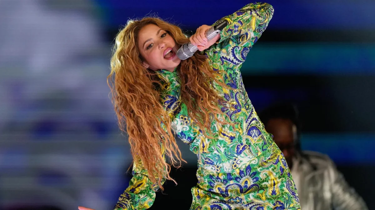 Shakira durante su concierto gratuito en Copacabana, Río de Janeiro