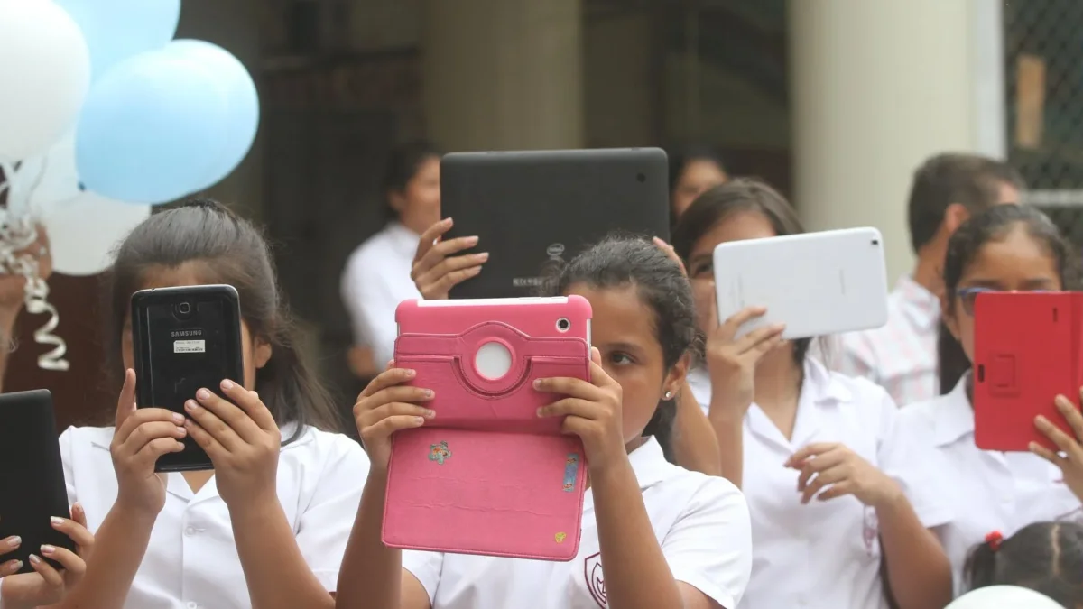 Cada nuevo ministro de Educación arrasa con el legado del anterior y volvemos a empezar de cero. Por eso Ecuador no progresa en lo educativo.