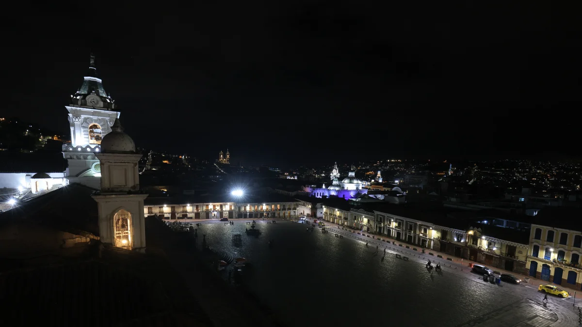 Toque de queda en Quito frena de nuevo la reactivación de San Francisco
