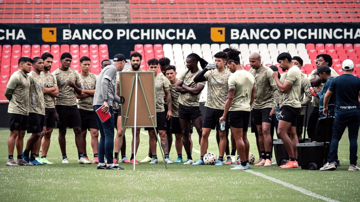 Liga de Quito: La crisis y señalamientos contra Nunes se intensifican