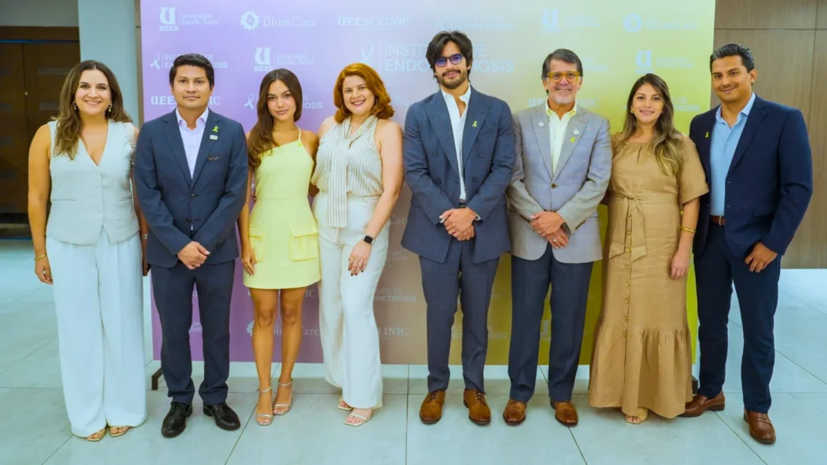 UESSCLINIC y BLUMCARE celebran un año del primer Instituto de Endometriosis del Ecuador