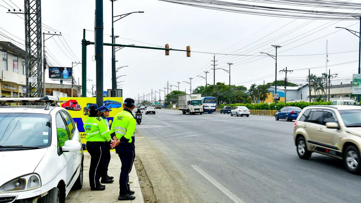 Referencial. Durán-Tambo tendrá intervención vial tras detectar socavación en alcantarilla