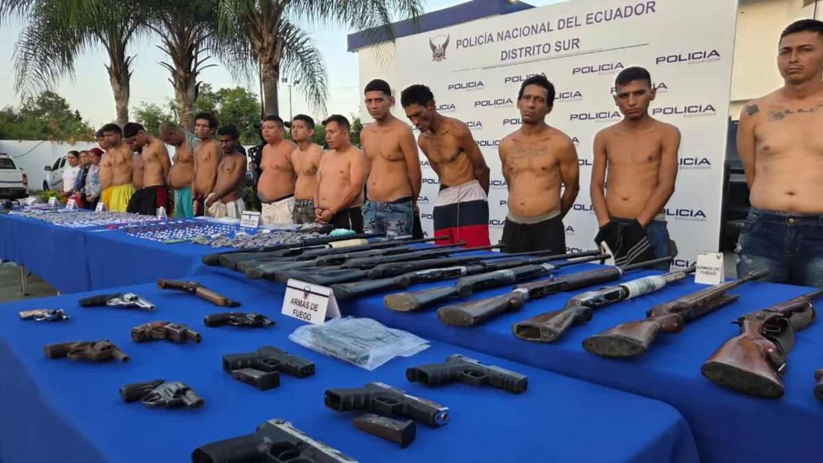 Entre el 8 y 9 de mayo de 2026, la Policía ejecutó 61 redadas en Guayaquil para golpear a bandas criminales.