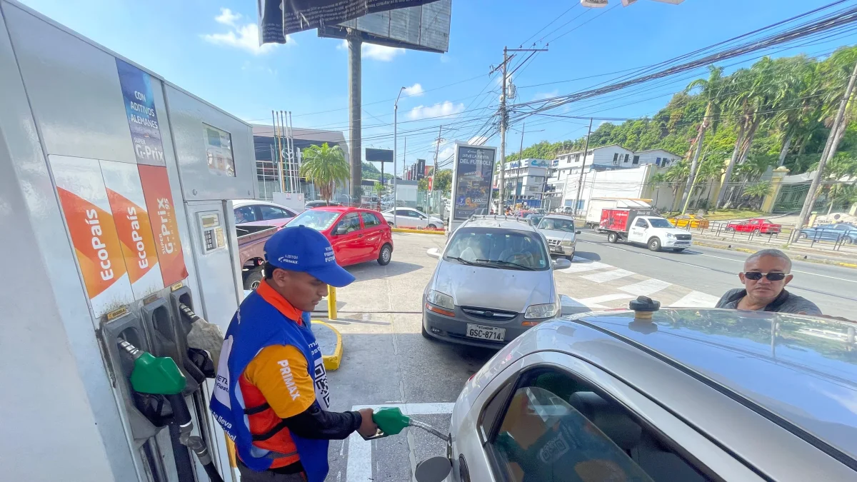 Nuevos precios de la gasolina en Ecuador desde el 12 de mayo: así quedaron las tarifas