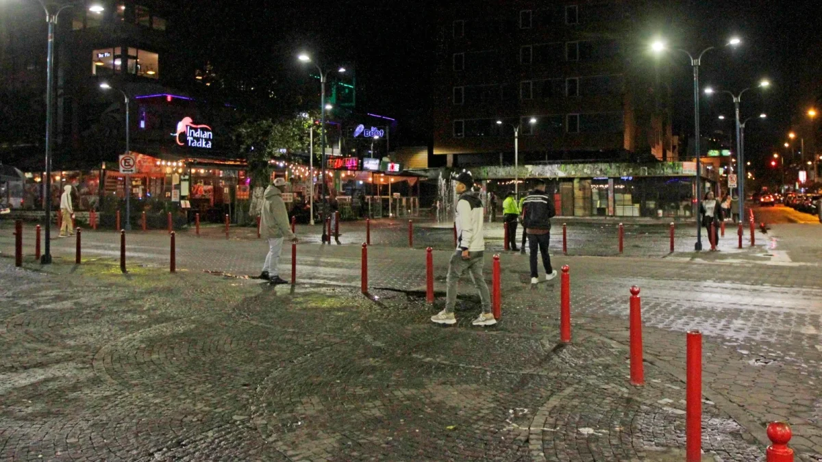 En pleno toque de queda, una discoteca funcionaba a puerta cerrada en La Mariscal